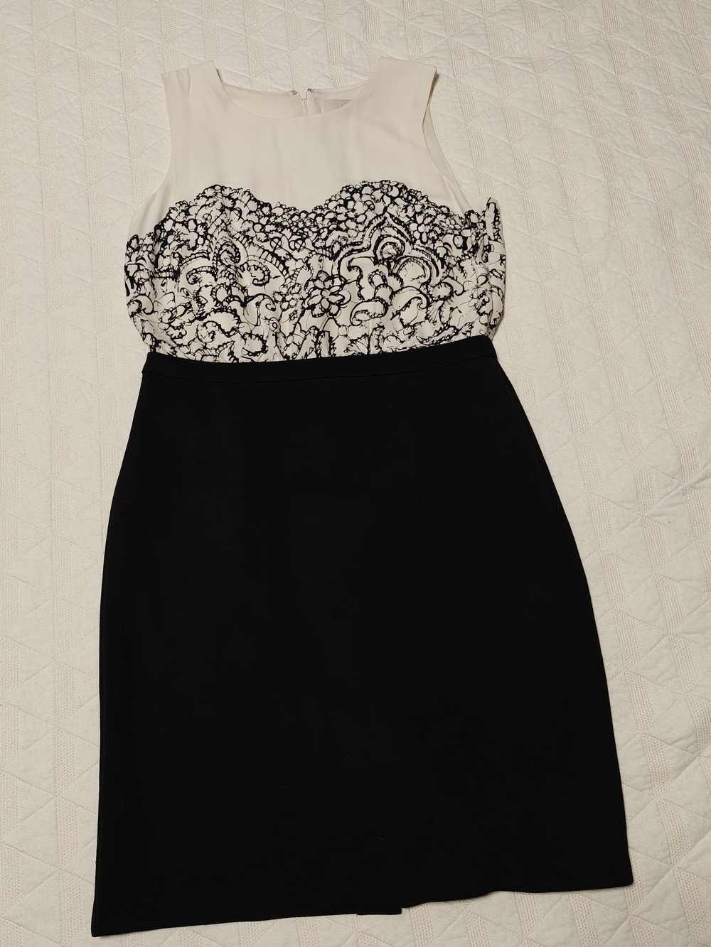 Ann Taylor LOFT Black & Ivory Floral Sheath Dress Size 8